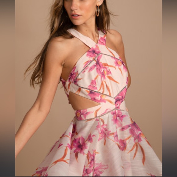 SOLD Lulu’s Only a Dream Peach Floral Print Cutout Handkerchief Dress - XS - Picture 4 of 11